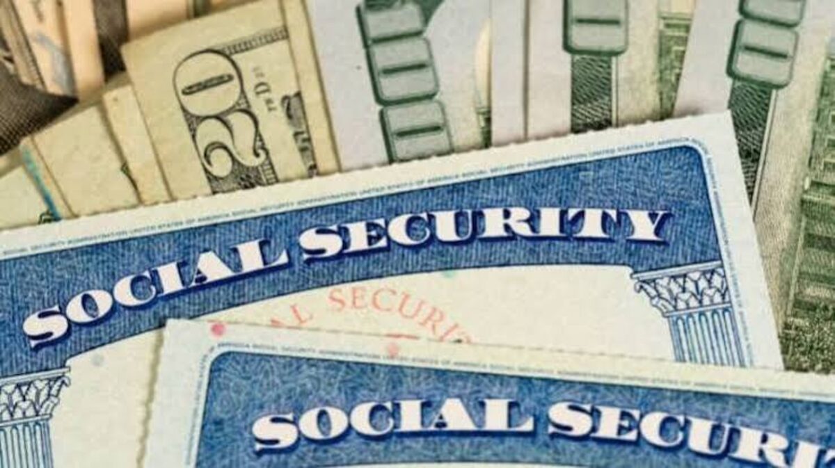 Social Security COLA 2027 announcement date calendar and benefits check